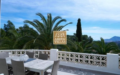 Cozy villa with lovely views of the sea and Altea.